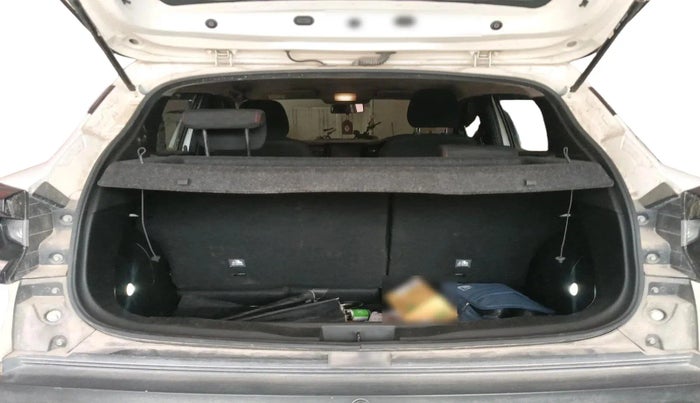 2022 Renault Kiger RXZ MT, Petrol, Manual, 34,119 km, exterior