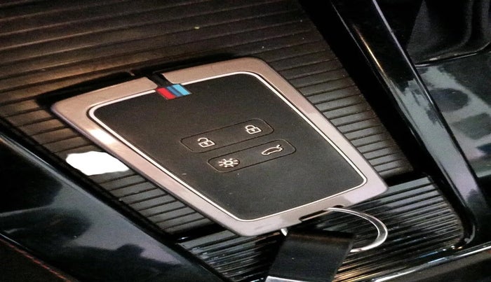 2022 Renault Kiger RXZ MT, Petrol, Manual, 34,119 km, interior