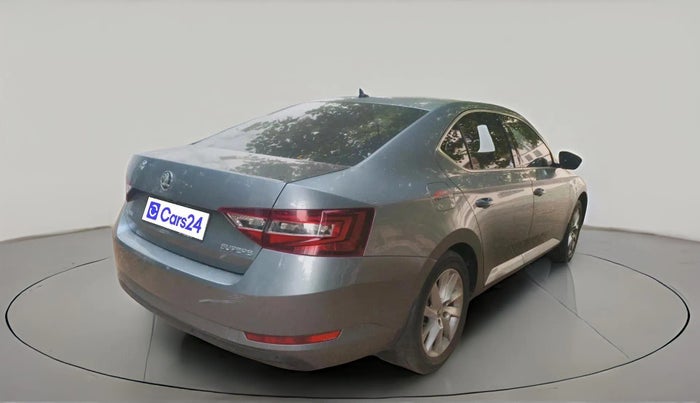 2016 Skoda Superb L&K 1.8 TSI AT, Petrol, Automatic, 68,916 km, exterior