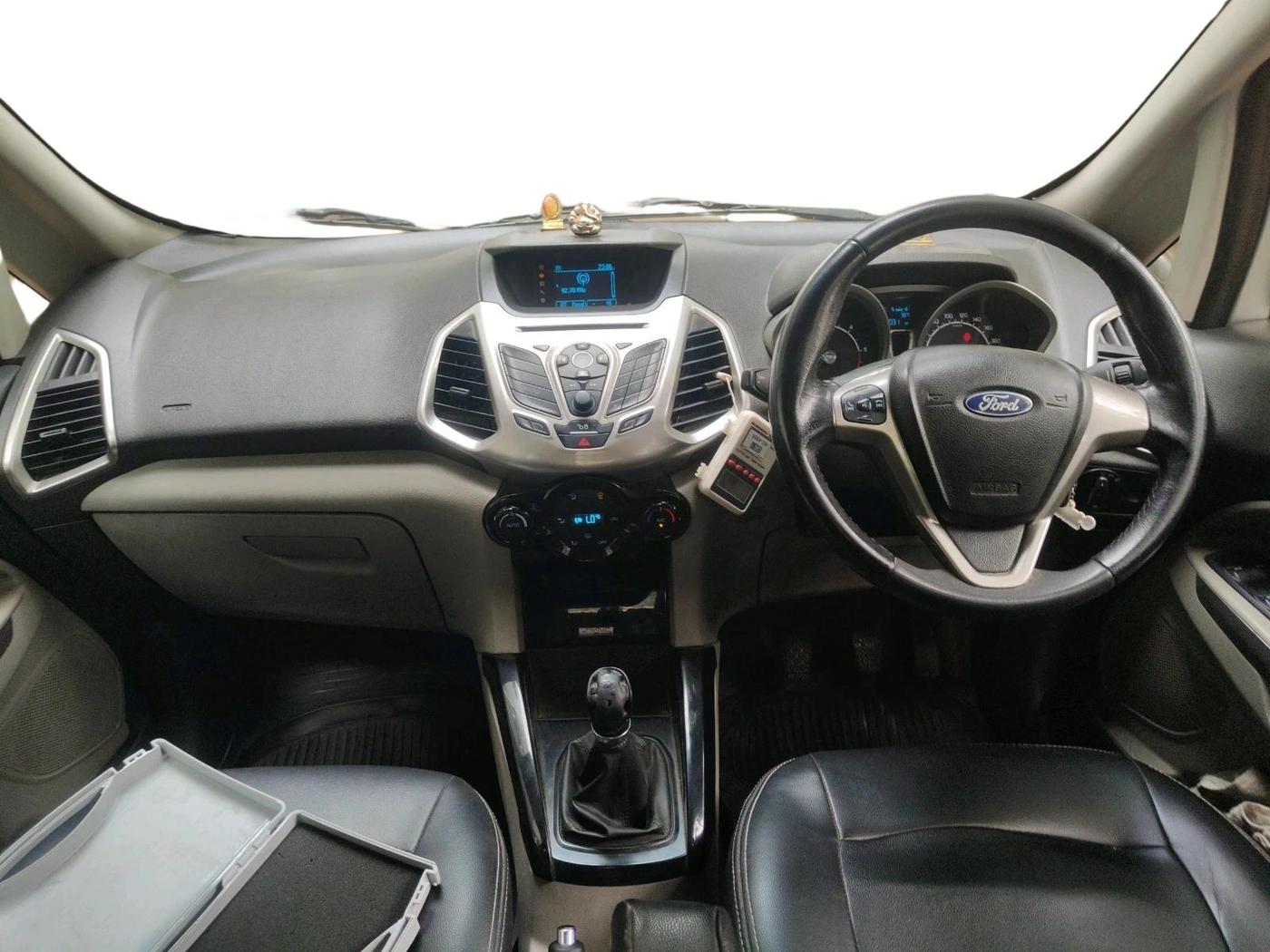 2014 Ford Ecosport TITANIUM 1.5L DIESEL, Diesel, Manual, 2,03,031 km, interior