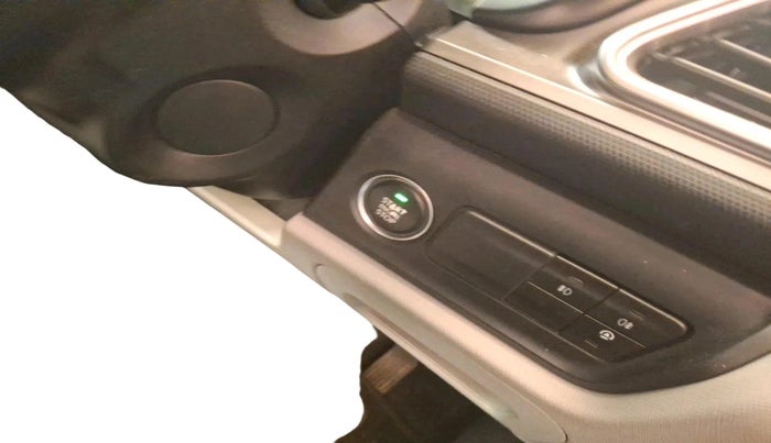 2020 Tata ALTROZ XZ PETROL, Petrol, Manual, 24,771 km, interior