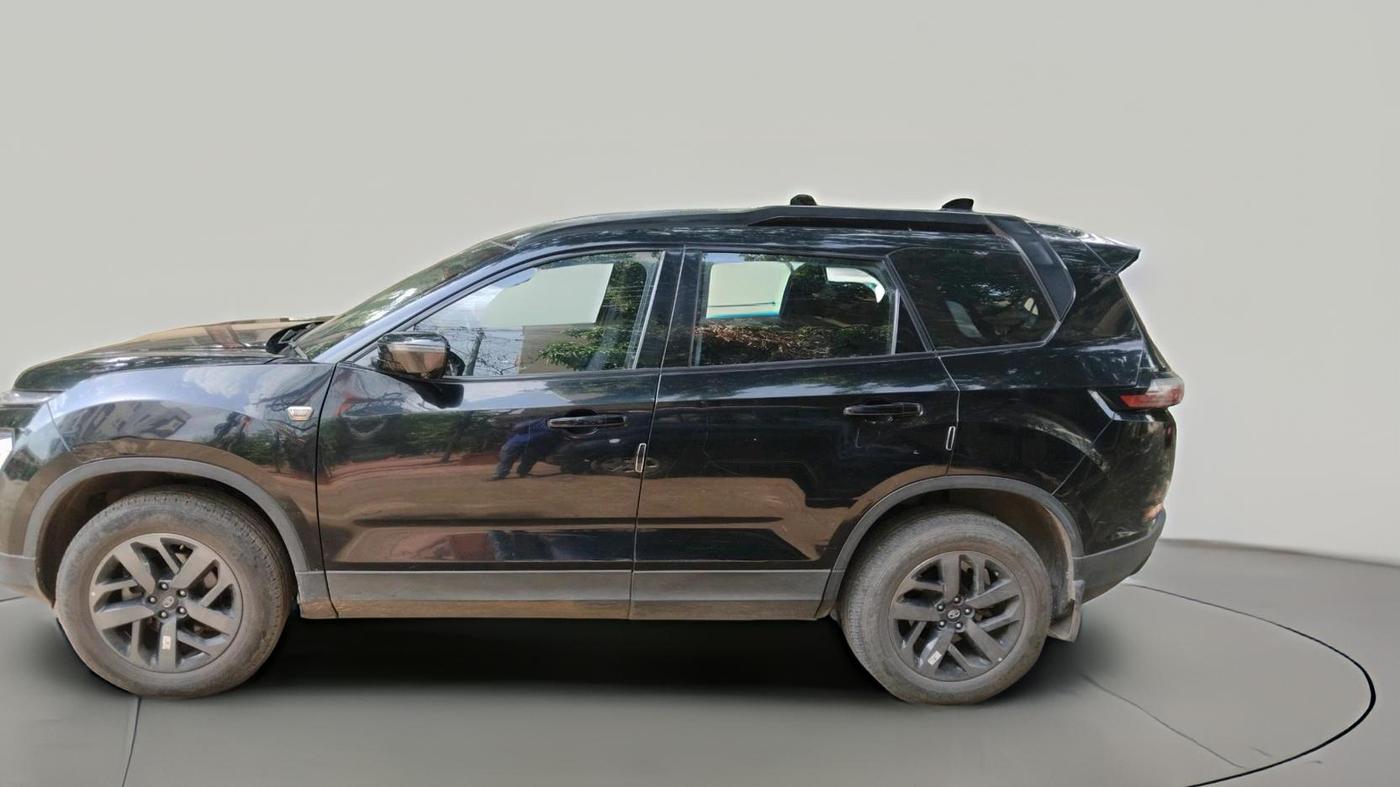 2023 Tata Safari XZA PLUS O DARK EDITION, Diesel, Automatic, 31,621 km, exterior