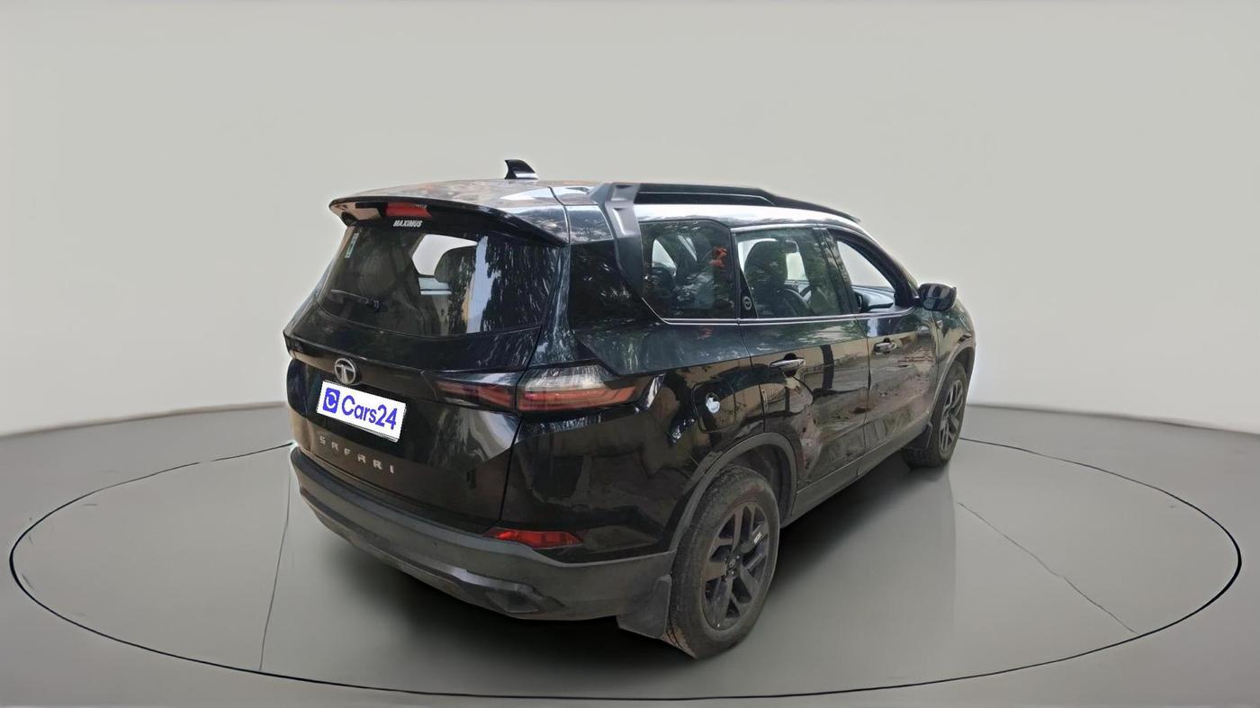 2023 Tata Safari XZA PLUS O DARK EDITION, Diesel, Automatic, 31,621 km, exterior