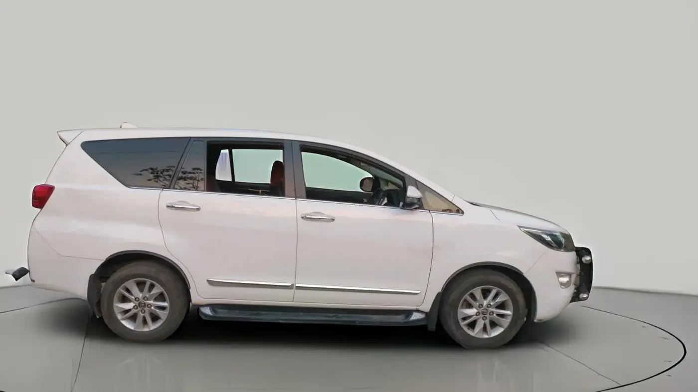 2019 Toyota Innova Crysta 2.4 VX 7 STR, Diesel, Manual, 43,597 km, exterior