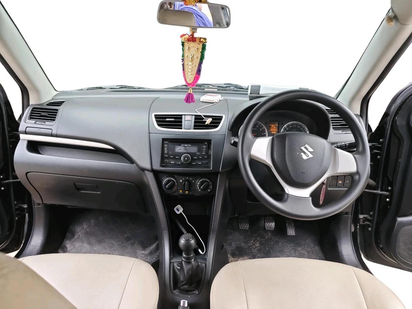 2011 Maruti Swift VXI, Petrol, Manual, 60,322 km, interior