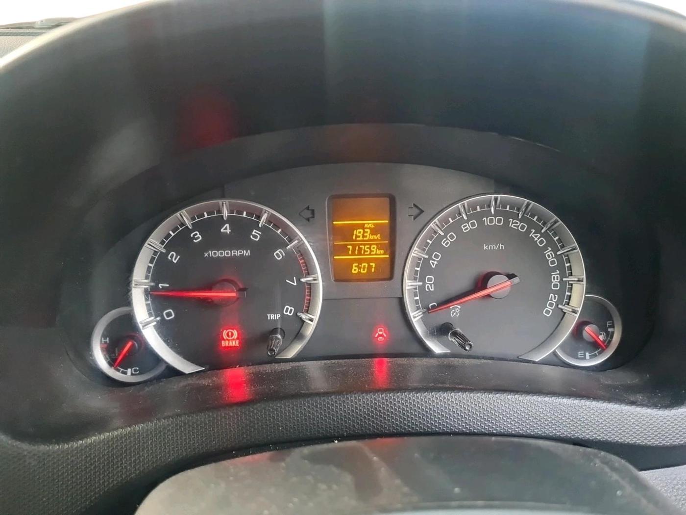 2014 Maruti Swift VXI, Petrol, Manual, 71,759 km, interior