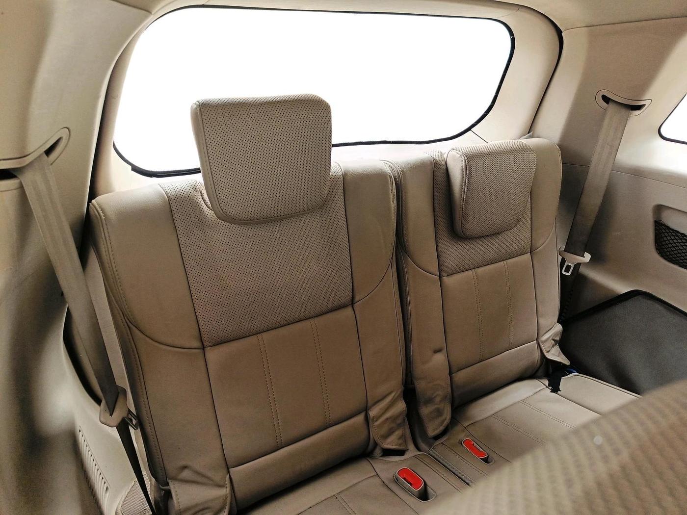 2015 Mahindra XUV500 W10, Diesel, Manual, 73,237 km, interior