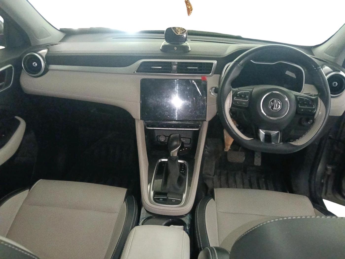 2022 MG ASTOR SHARP 1.5 CVT, Petrol, Automatic, 35,035 km, interior