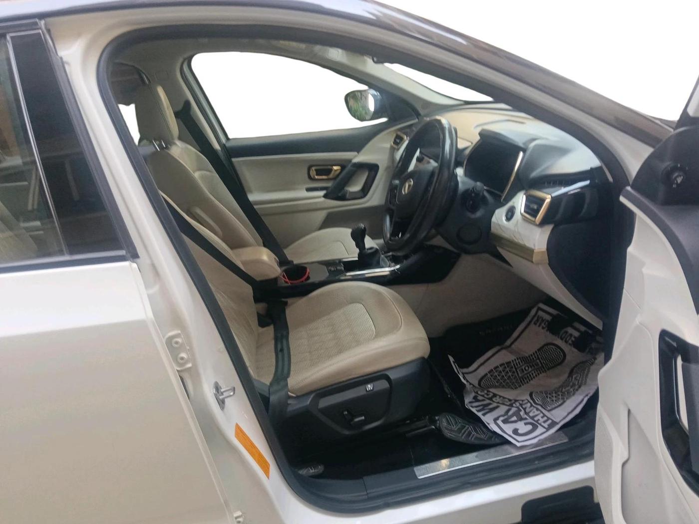 2021 Tata Safari XZ PLUS GOLD, Diesel, Manual, 80,366 km, interior