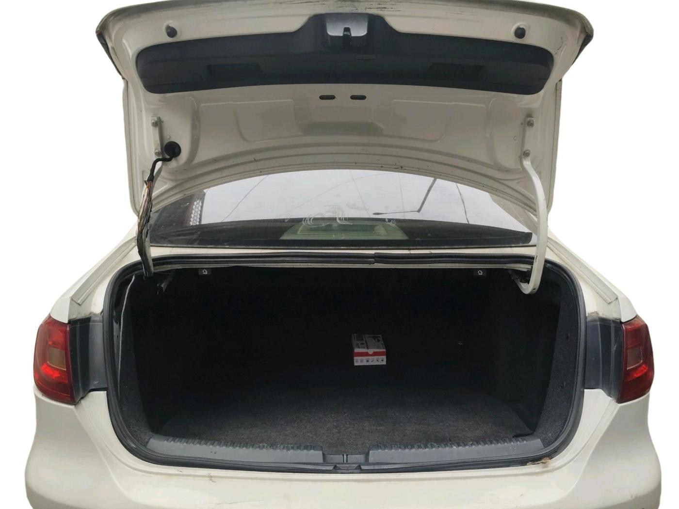 2011 Volkswagen Jetta HIGHLINE TDI AT, Diesel, Automatic, 1,57,784 km, exterior