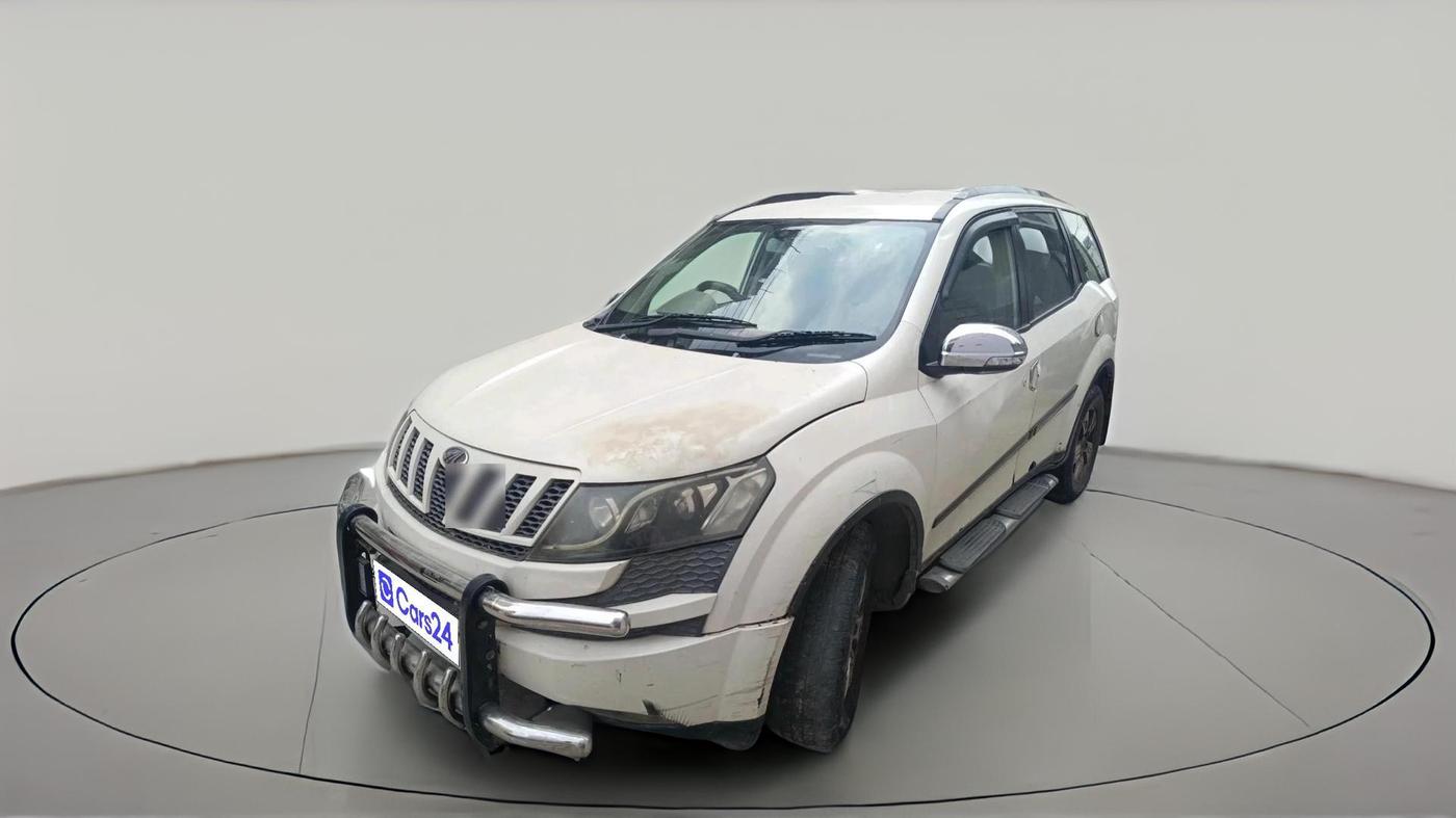 2014 Mahindra XUV500 W8, Diesel, Manual, 1,48,696 km, exterior