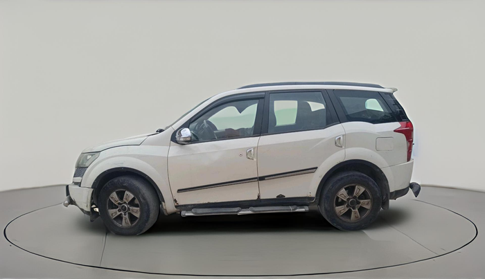 2014 Mahindra XUV500 W8, Diesel, Manual, 1,48,696 km, exterior