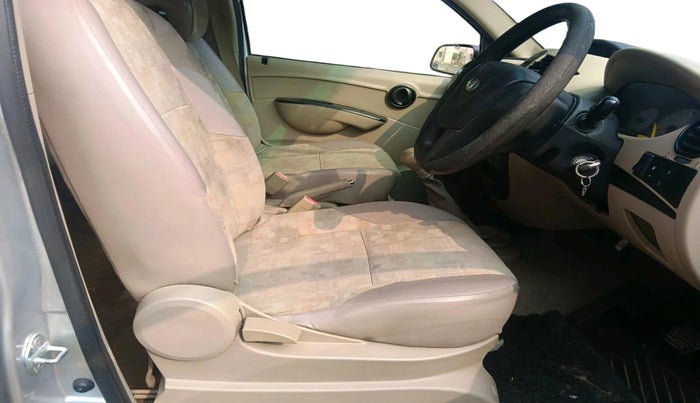 2018 Mahindra Xylo D4, Diesel, Manual, 1,20,206 km, interior