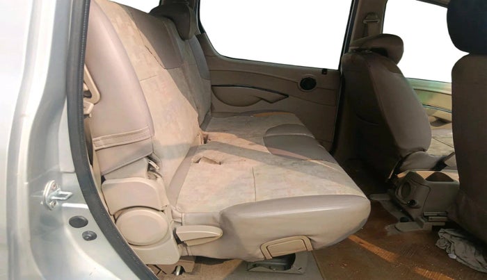 2018 Mahindra Xylo D4, Diesel, Manual, 1,20,206 km, interior