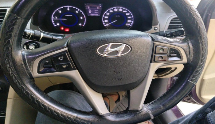 2012 Hyundai Verna FLUIDIC 1.6 CRDI SX, Diesel, Manual, 2,39,209 km, interior