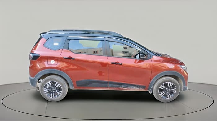 2025 Renault TRIBER Emotion Dual Tone, Petrol, Manual, 5,388 km, exterior