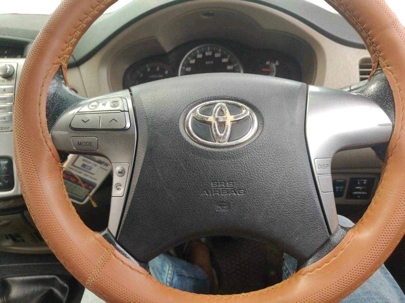 2015 Toyota Innova 2.5 ZX 7 STR, Diesel, Manual, 2,19,365 km, interior