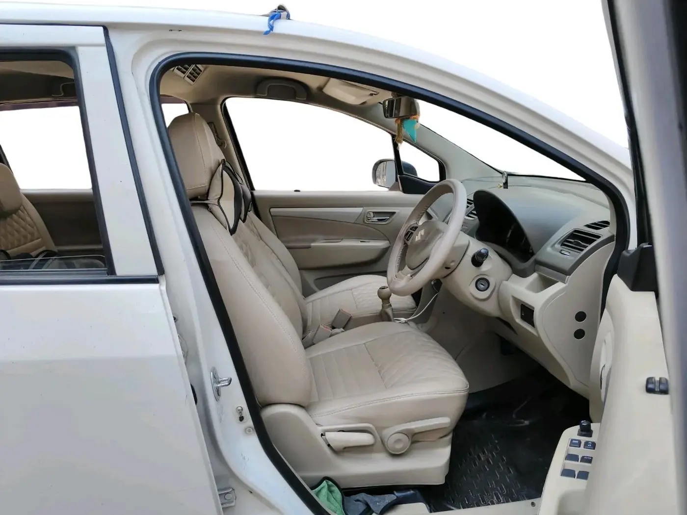 2014 Maruti Ertiga ZDI, Diesel, Manual, 2,07,539 km, interior