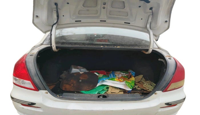 2011 Maruti Swift Dzire VDI, Diesel, Manual, 1,32,605 km, exterior