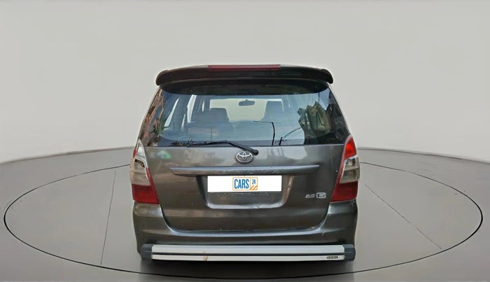 2012 Toyota Innova 2.5 G 8 STR, Diesel, Manual, 4,29,646 km, exterior