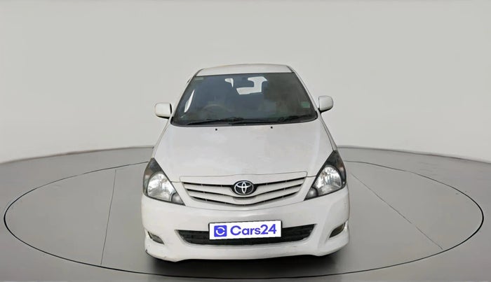 2011 Toyota Innova 2.5 G4 7 STR, Diesel, Manual, 1,99,330 km, exterior
