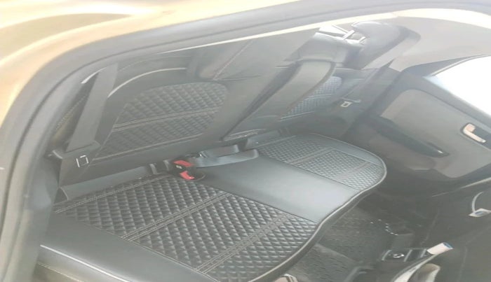 2020 Tata ALTROZ XZ PETROL, Petrol, Manual, 56,304 km, interior