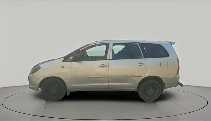 2005 Toyota Innova 2.5 G2, Diesel, Manual, 83,234 km, exterior