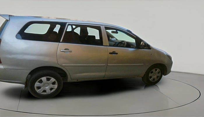 2005 Toyota Innova 2.5 G2, Diesel, Manual, 83,234 km, exterior