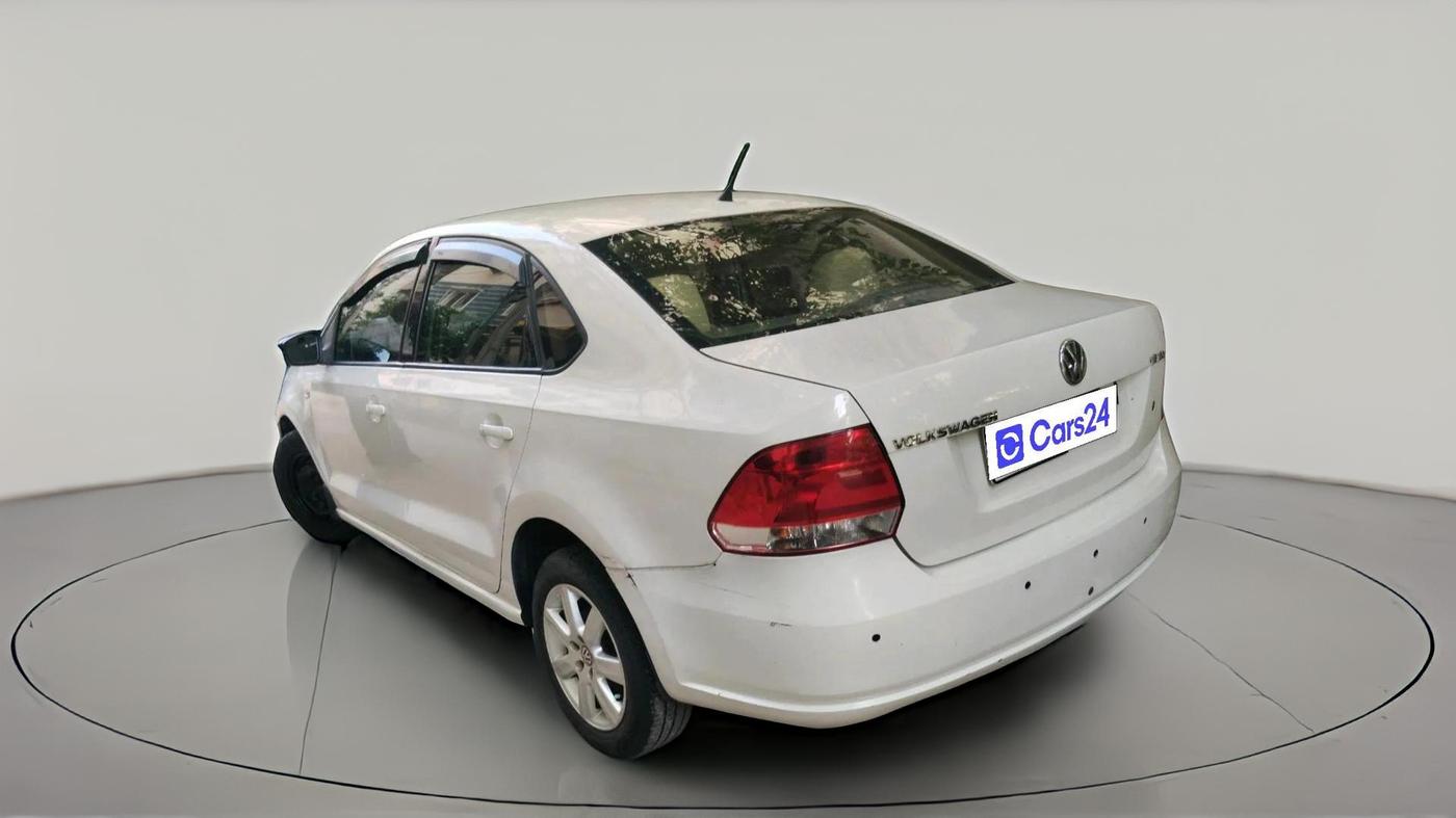 2011 Volkswagen Vento HIGHLINE DIESEL 1.6, Diesel, Manual, 1,79,041 km, exterior