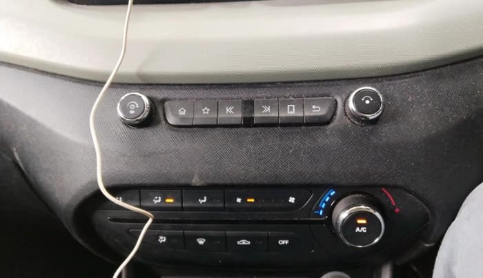2022 Tata PUNCH ADVENTURE MT, Petrol, Manual, 53,044 km, interior
