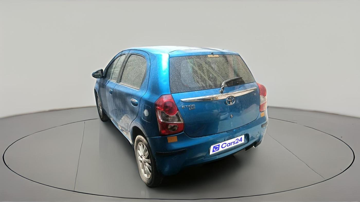 2013 Toyota Etios Liva V, Petrol, Manual, 1,22,501 km, exterior