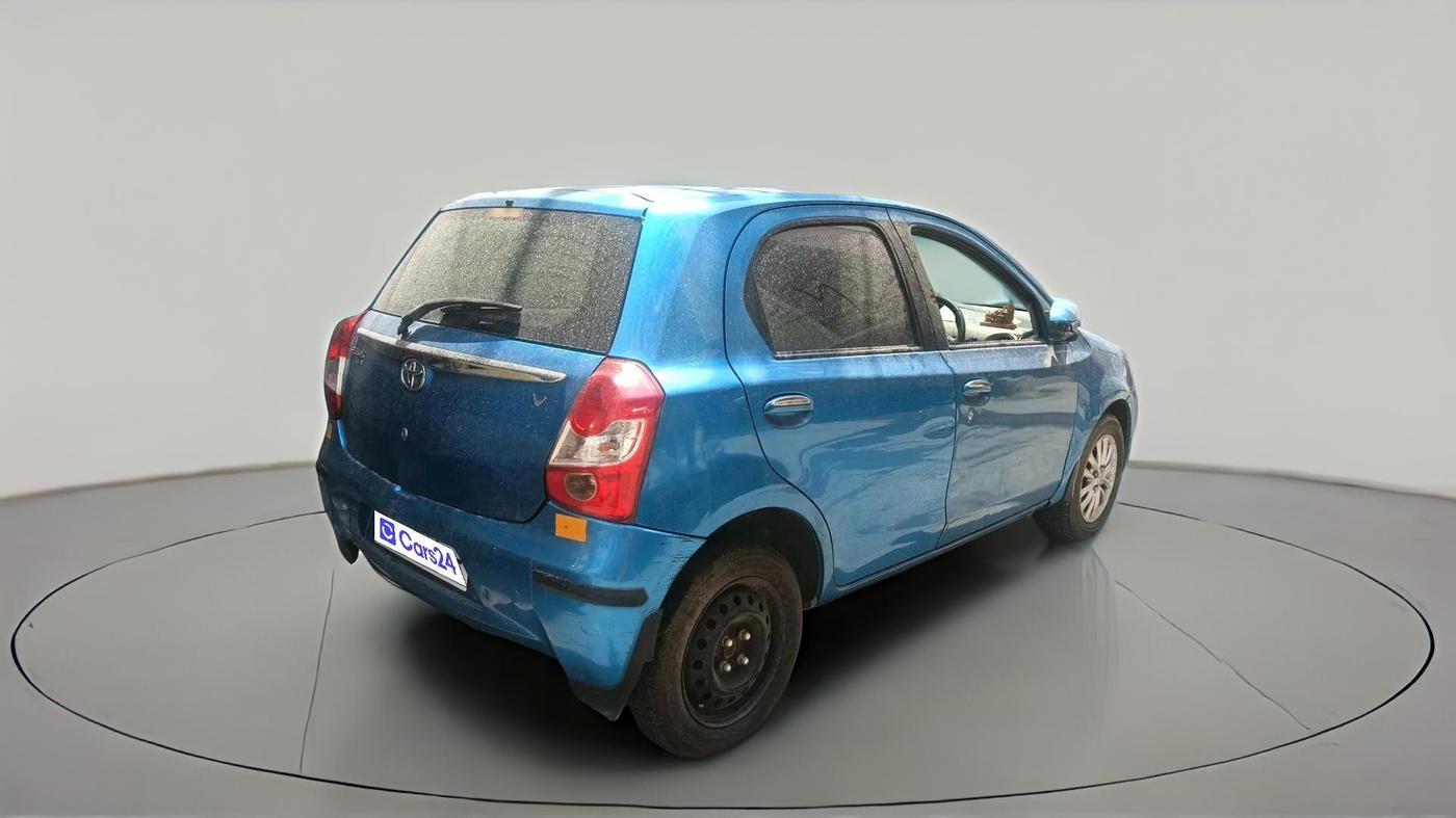 2013 Toyota Etios Liva V, Petrol, Manual, 1,22,501 km, exterior