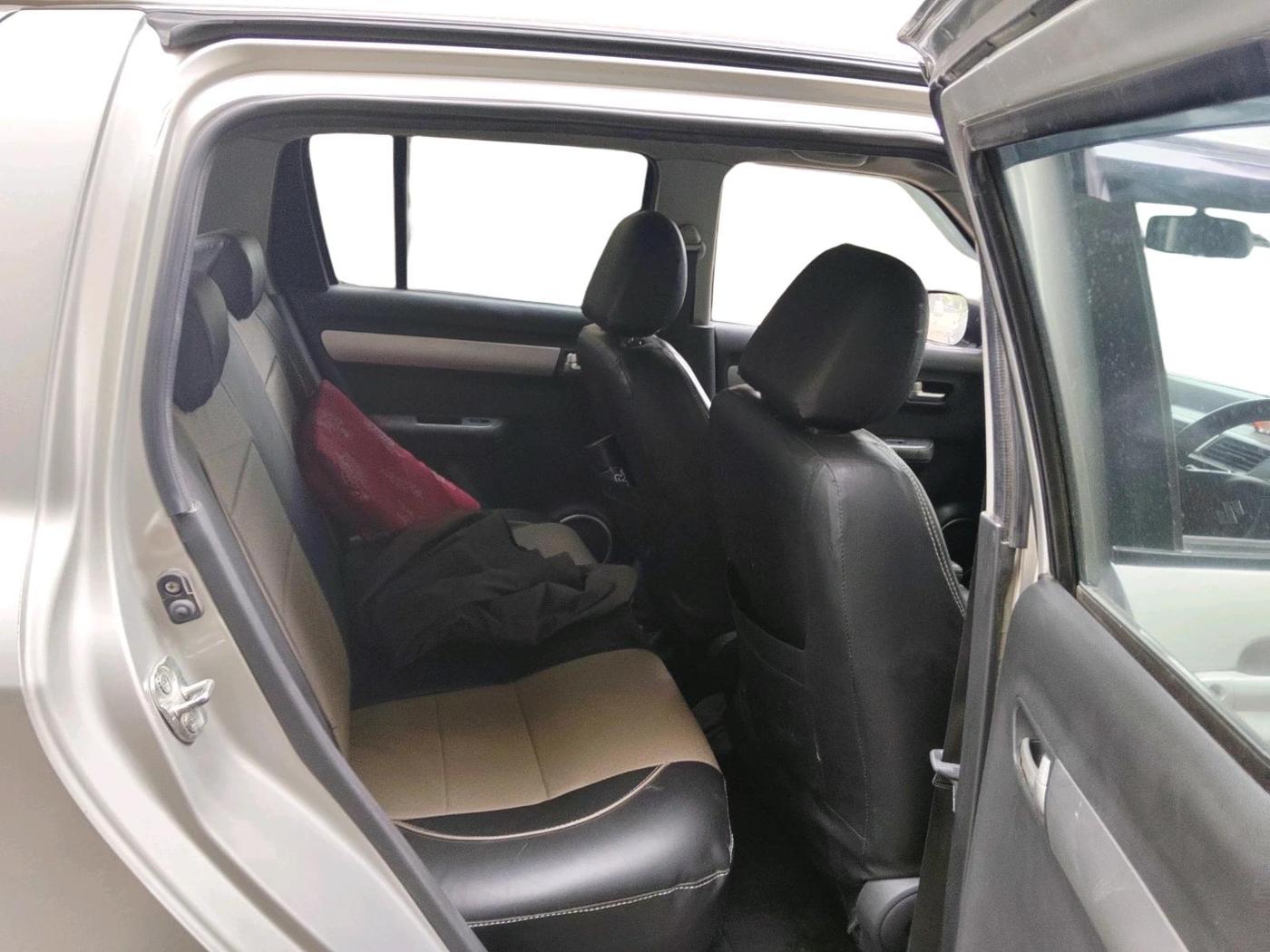 2011 Maruti Swift VDI, Diesel, Manual, 1,29,457 km, interior