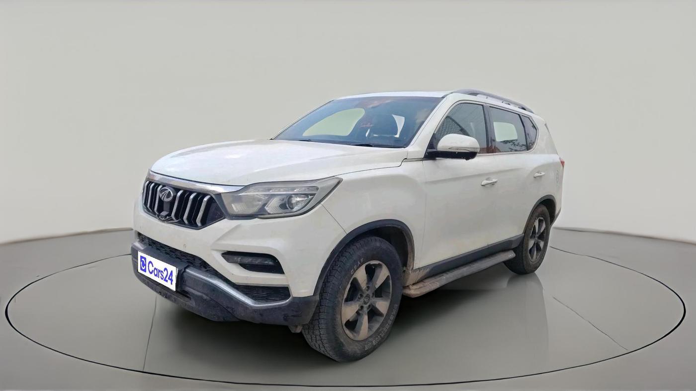 2019 Mahindra ALTURAS G4 4WD AT, Diesel, Automatic, 1,80,073 km, exterior