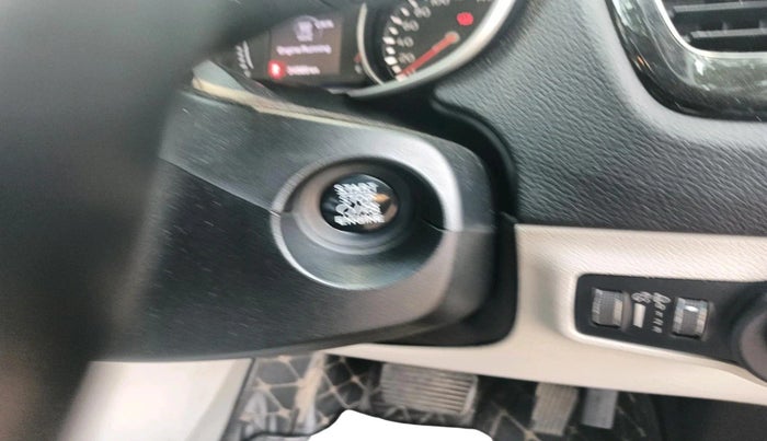 2017 Jeep Compass LIMITED 1.4 PETROL AT, Petrol, Automatic, 34,565 km, interior