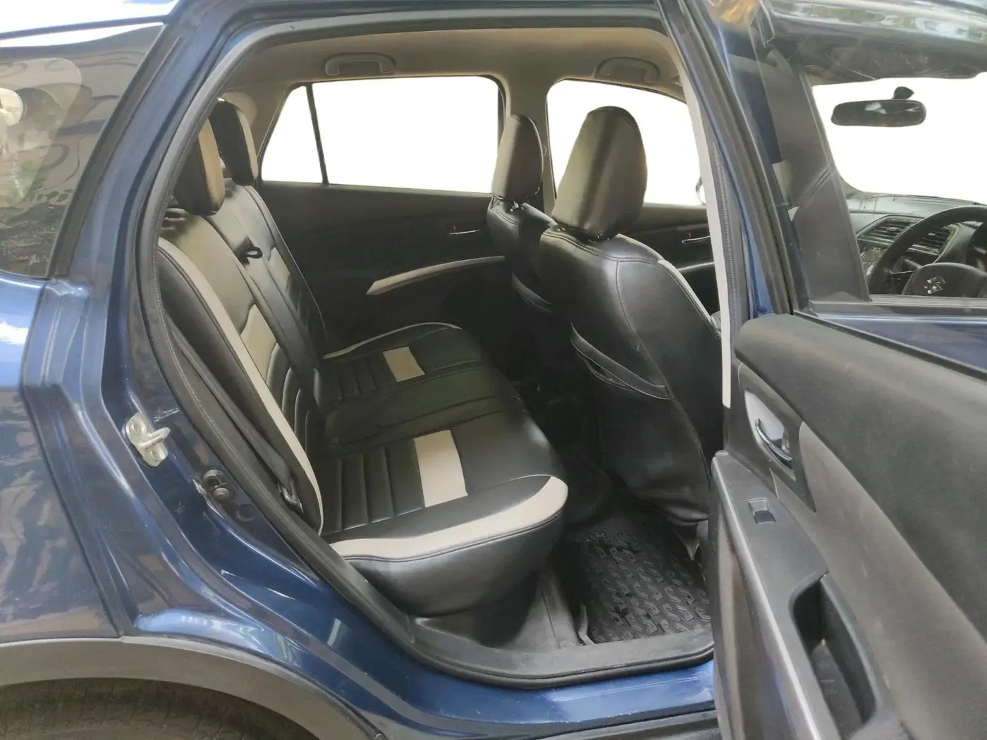 2022 Maruti S Cross ZETA 1.5, Petrol, Manual, 45,609 km, interior