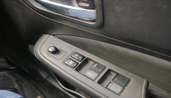 2022 Maruti Swift VXI AMT, Petrol, Automatic, 46,808 km, interior