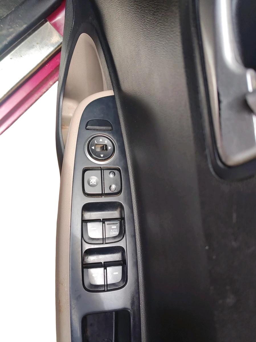 2015 Hyundai Grand i10 SPORTZ 1.2 KAPPA VTVT, Petrol, Manual, 39,859 km, interior