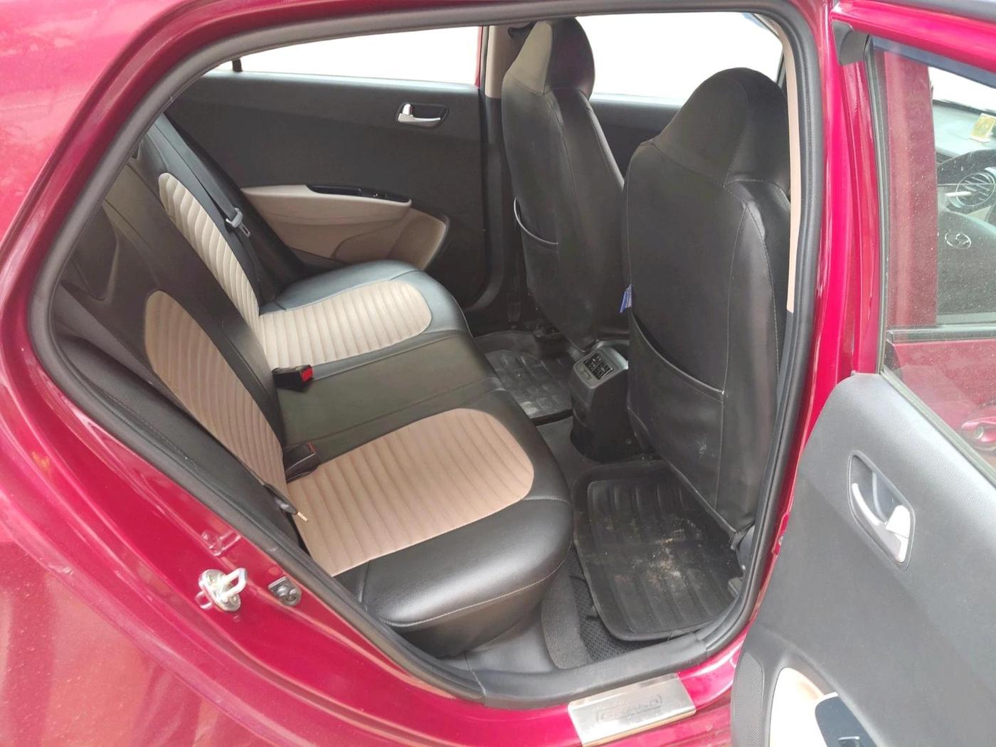 2015 Hyundai Grand i10 SPORTZ 1.2 KAPPA VTVT, Petrol, Manual, 39,859 km, interior