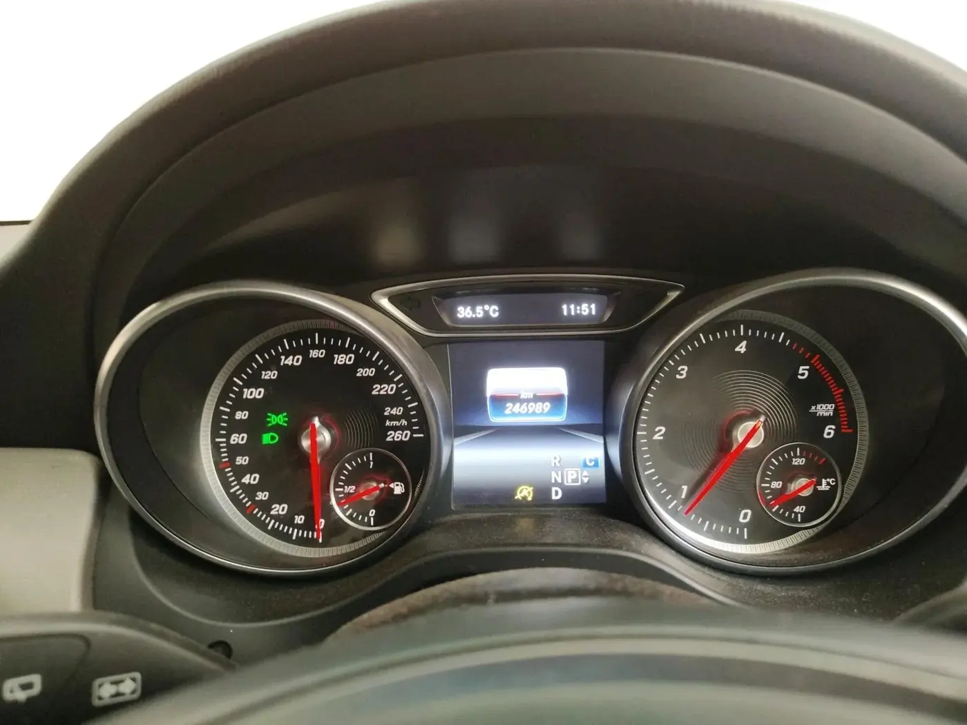 2017 Mercedes Benz GLA Class 200 D Sports, Diesel, Automatic, 2,46,989 km, interior