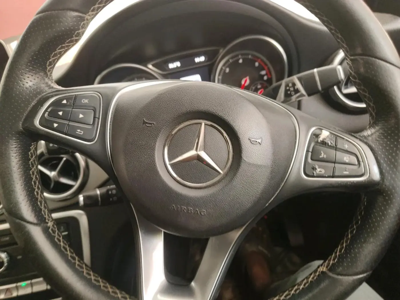 2017 Mercedes Benz GLA Class 200 D Sports, Diesel, Automatic, 2,46,989 km, interior