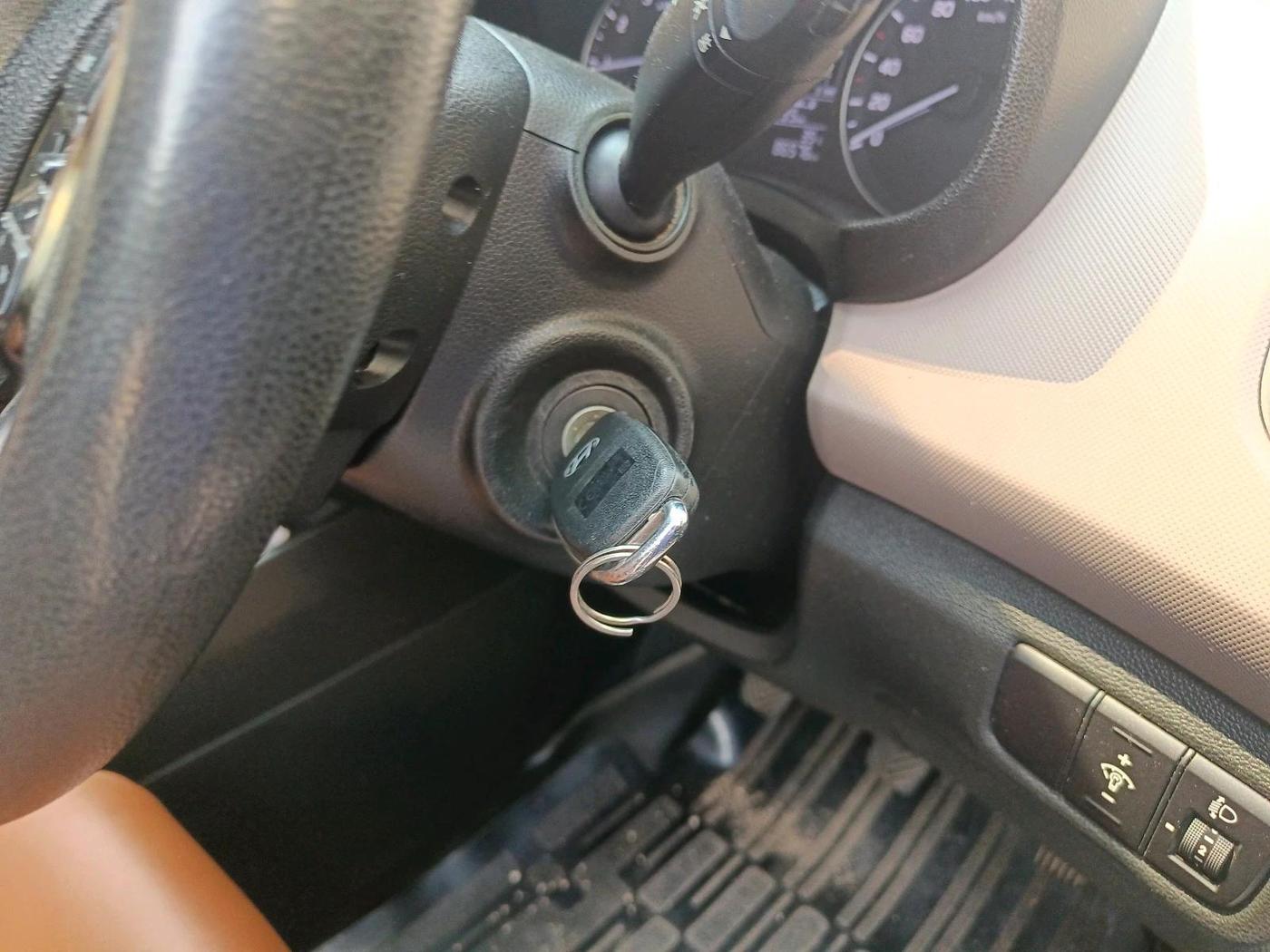 2018 Hyundai Creta E PLUS 1.6 PETROL, Petrol, Manual, 86,576 km, interior