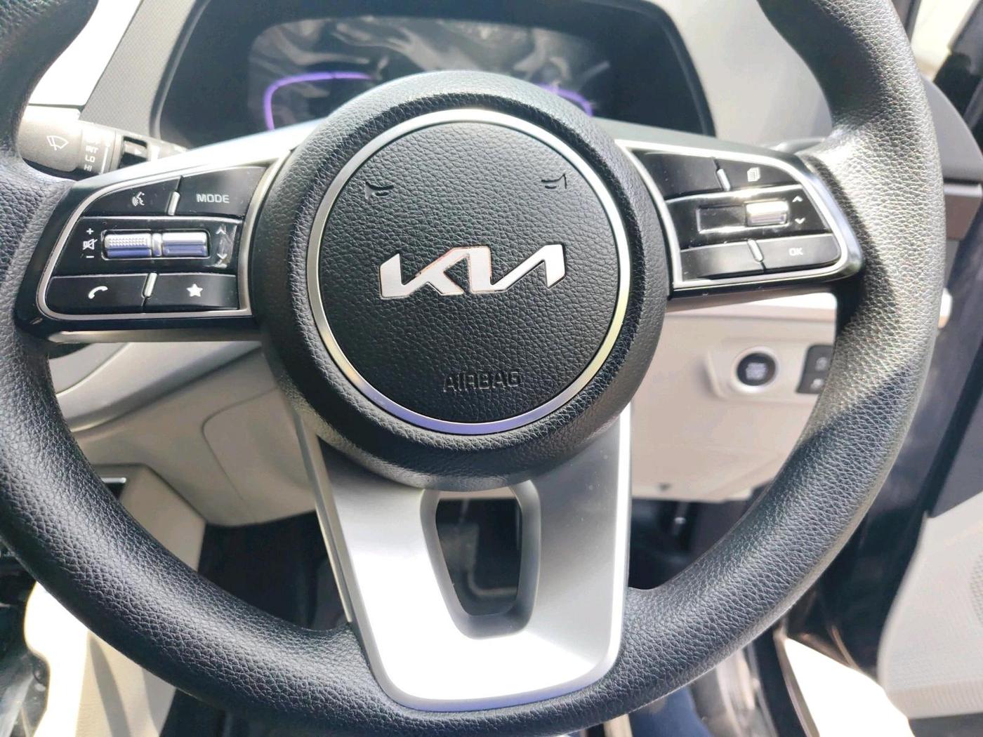 2024 KIA CARENS Prestige (O) 1.5 Petrol 7 STR, Petrol, Manual, 12,288 km, interior