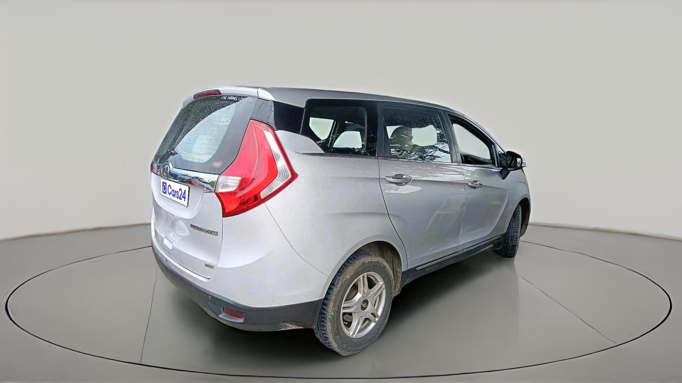 2018 Mahindra MARAZZO M6 8 STR, Diesel, Manual, 2,26,036 km, exterior
