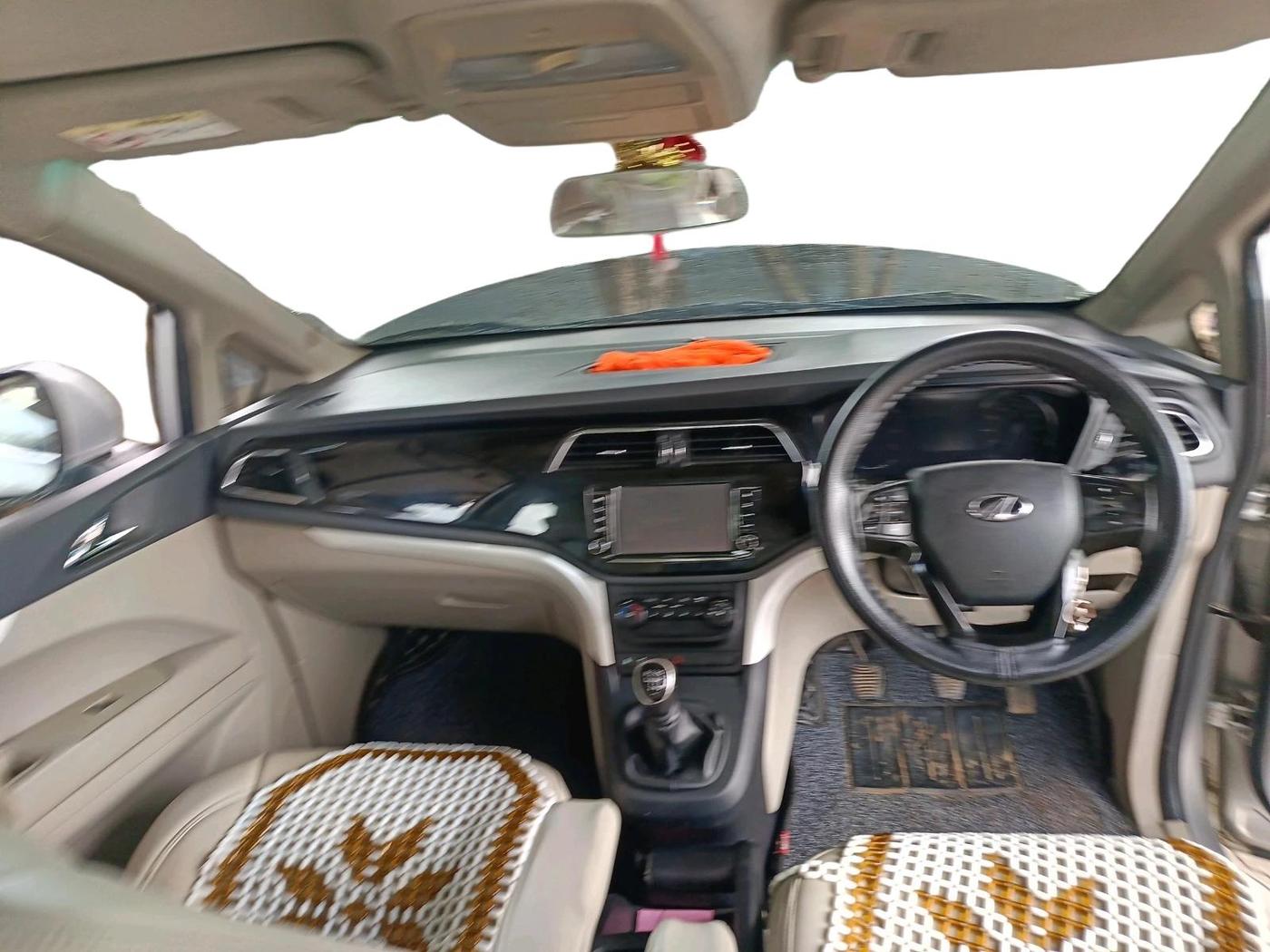 2018 Mahindra MARAZZO M6 8 STR, Diesel, Manual, 2,26,036 km, interior