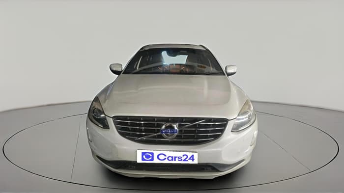 2016 Volvo XC 60 D4 Momentum, Diesel, Automatic, 1,50,057 km, exterior