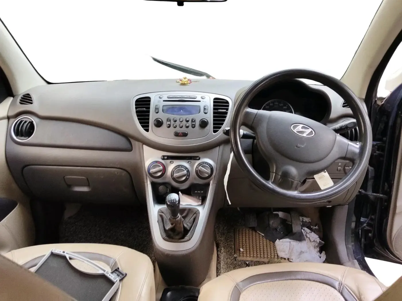 2013 Hyundai i10 SPORTZ 1.2, Petrol, Manual, 79,910 km, interior