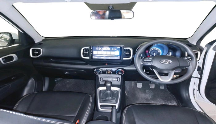 2022 Hyundai VENUE S 1.2, Petrol, Manual, 20,022 km, interior