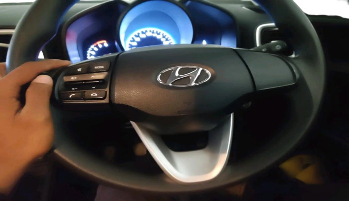 2022 Hyundai VENUE S 1.2, Petrol, Manual, 20,022 km, interior