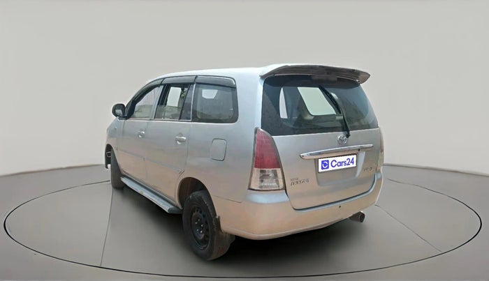 2008 Toyota Innova G4 2.5 8 STR, Diesel, Manual, 2,09,685 km, exterior